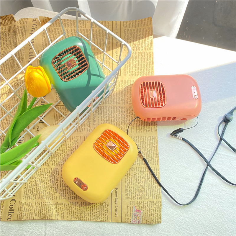 Retro Camera USB charge Third gear Fan No leaves halter Spray hold Mini Desktop Bracket Electric fan