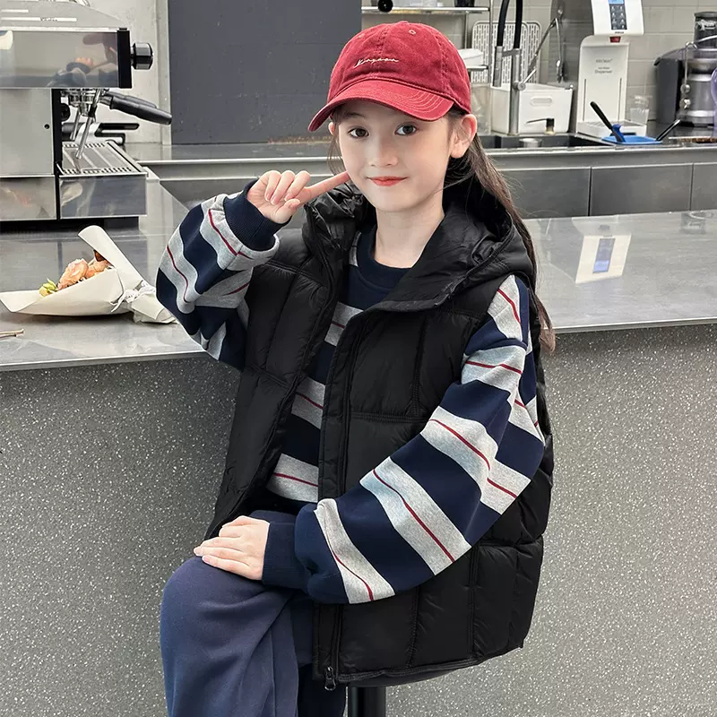 女童秋冬款马甲2025新款中大童女孩时髦休闲条纹卫衣休闲裤三件套