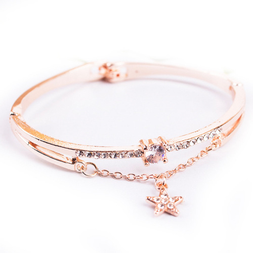 Internet celebrity Tomato's same style best-selling women's watch street stall night market gift women's watch ins style fashion quartz watch