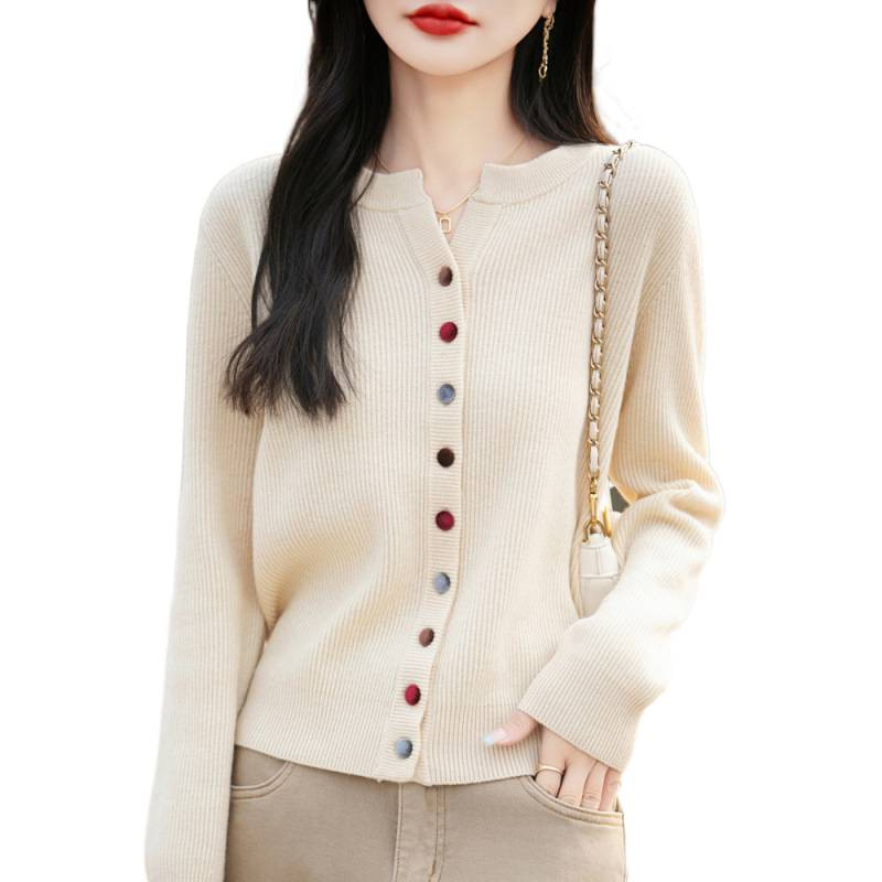 Suéter de cuello en V de hebilla de color exquisito Cardigan para mujeres 2025 único super hermoso nuevo chaqueta de punto de primavera image 5