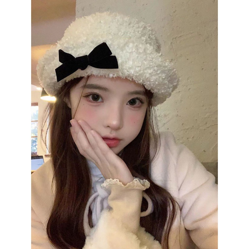 Canción de amor: gorro de pescador cálido con lazo de felpa de estilo coreano para otoño e invierno para mujer_voghion.com