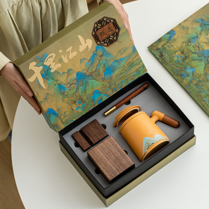 Taza de cerámica de tres piezas juego de regalos de negocios aniversario de la compañía PR regalos de mano logotipo tallado