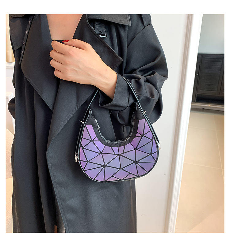 Geometric Armpit Bag For Women Versatile Trendy Shoulder Handbag_voghion.com
