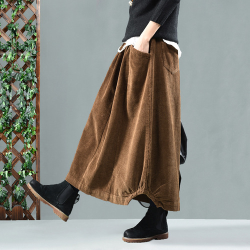 Retro Artistic Mid-Length Autumn/Winter Women's Skirt—Patchwork Pocket Corduroy Bud Skirt, Slimming A-Line Skirt