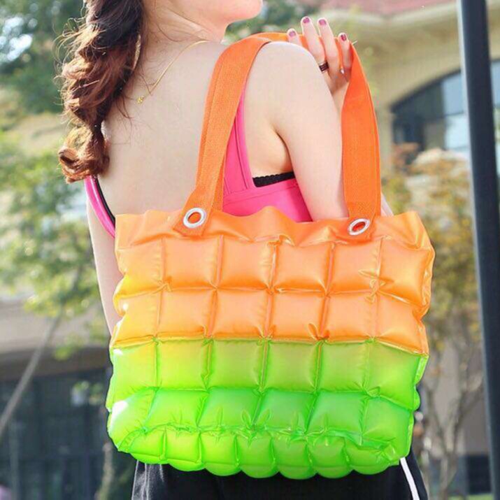 工厂批发充气沙滩拉手袋 高弹PVC材质拉链袋子 防水塑胶泡泡袋