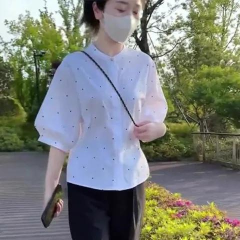 小清新波点シャツ2025夏の新型塩系洋気減齢デザイン感があります。|undefined