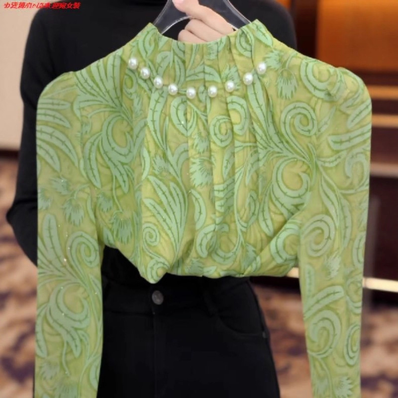 Early Autumn High-End White and Green Stand-Up Collar Beaded Shirt for Women, Autum Heavy Elegant Age-Reducing Shirt, Versatile Top Early Autumn High-End White and Green Stand-Up Collar Beaded Shirt for Women, Autum Heavy Elegant Age-Reducing Shirt, Versatile Top