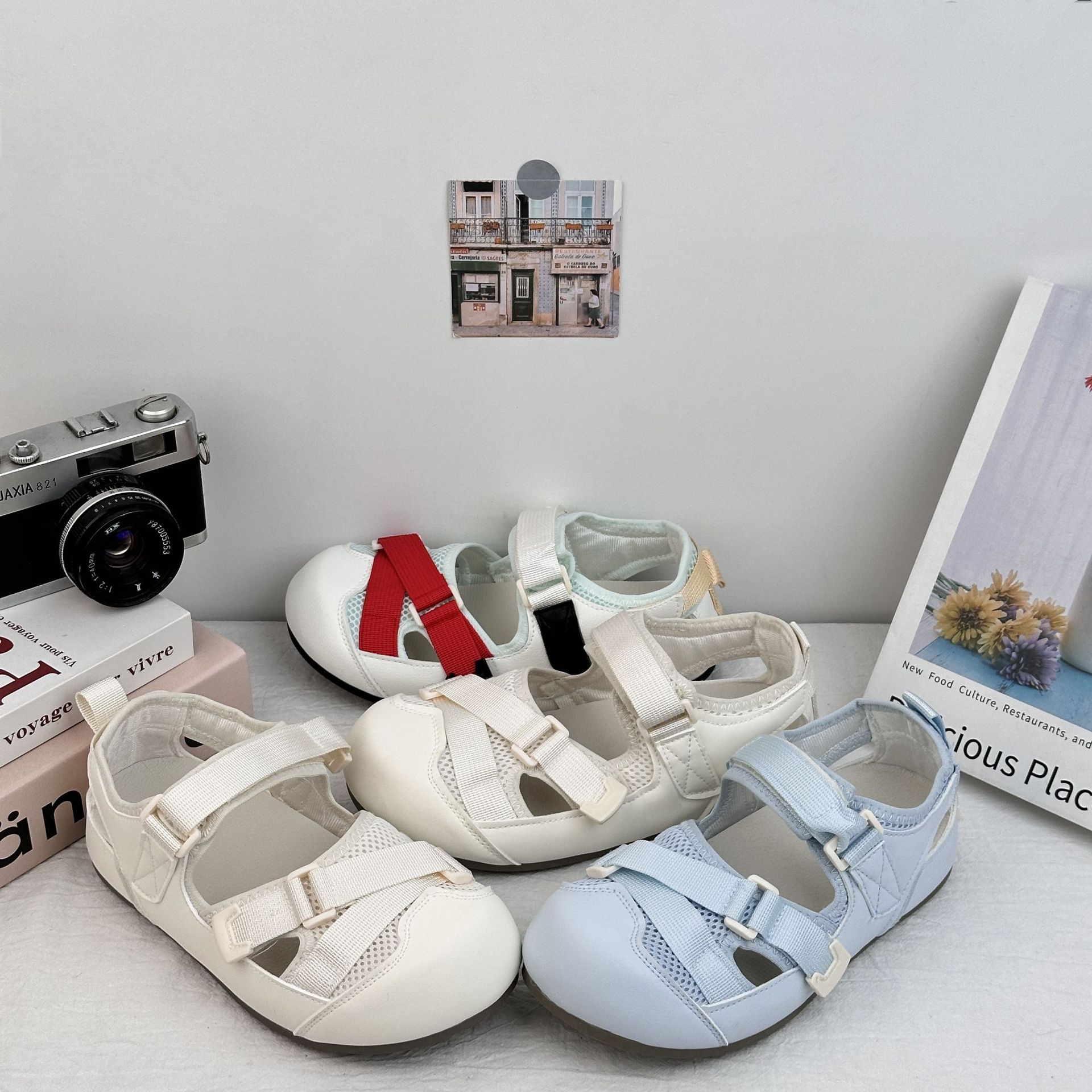 Yuanyang velcro sandalias de cabeza para mujeres 2025 nuevo verano plano zapatos de skate con falda zapatos individuales