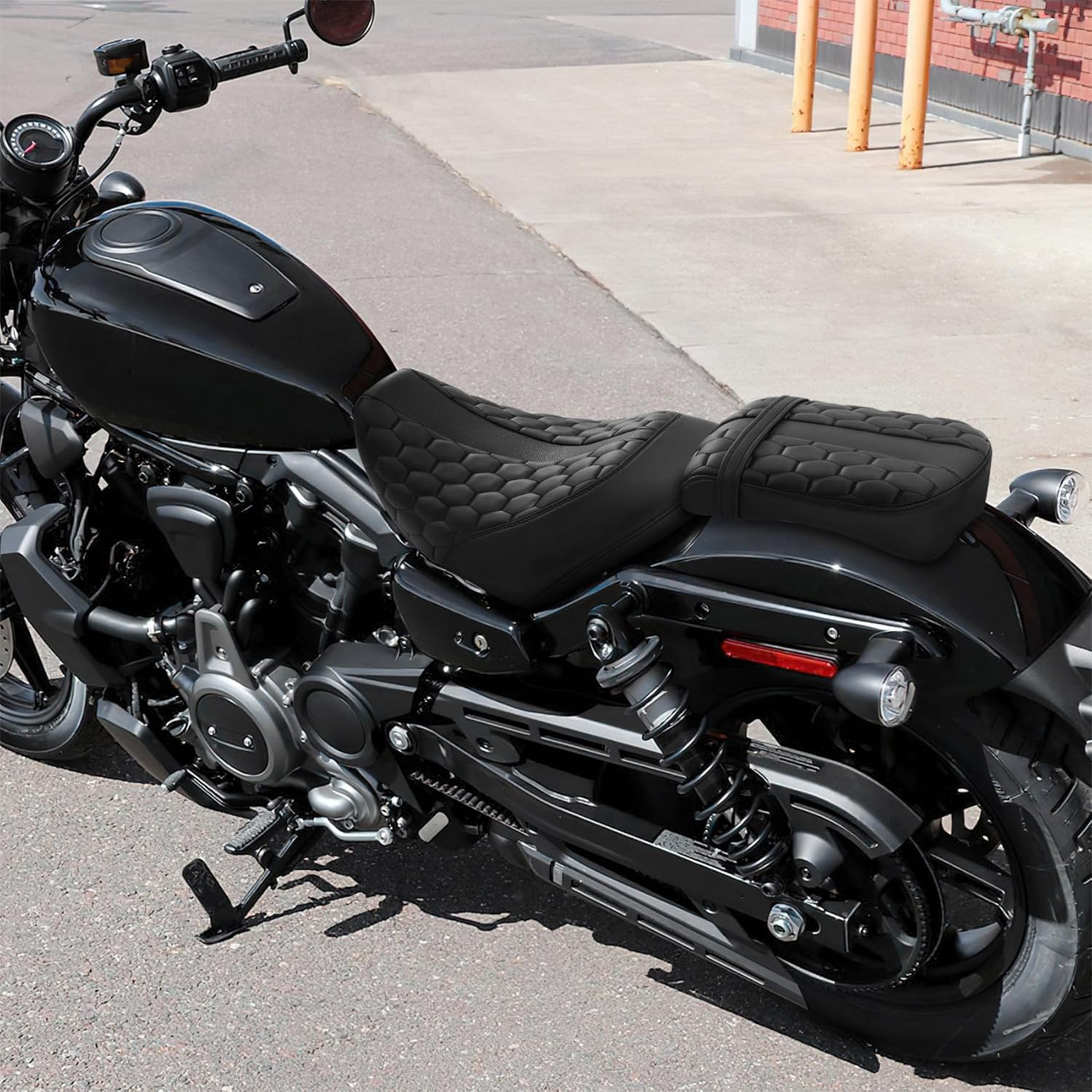 Suitable for Harley Nightster975 Front and Rear Cushions Rh975 Modified One-Piece Double Cushions