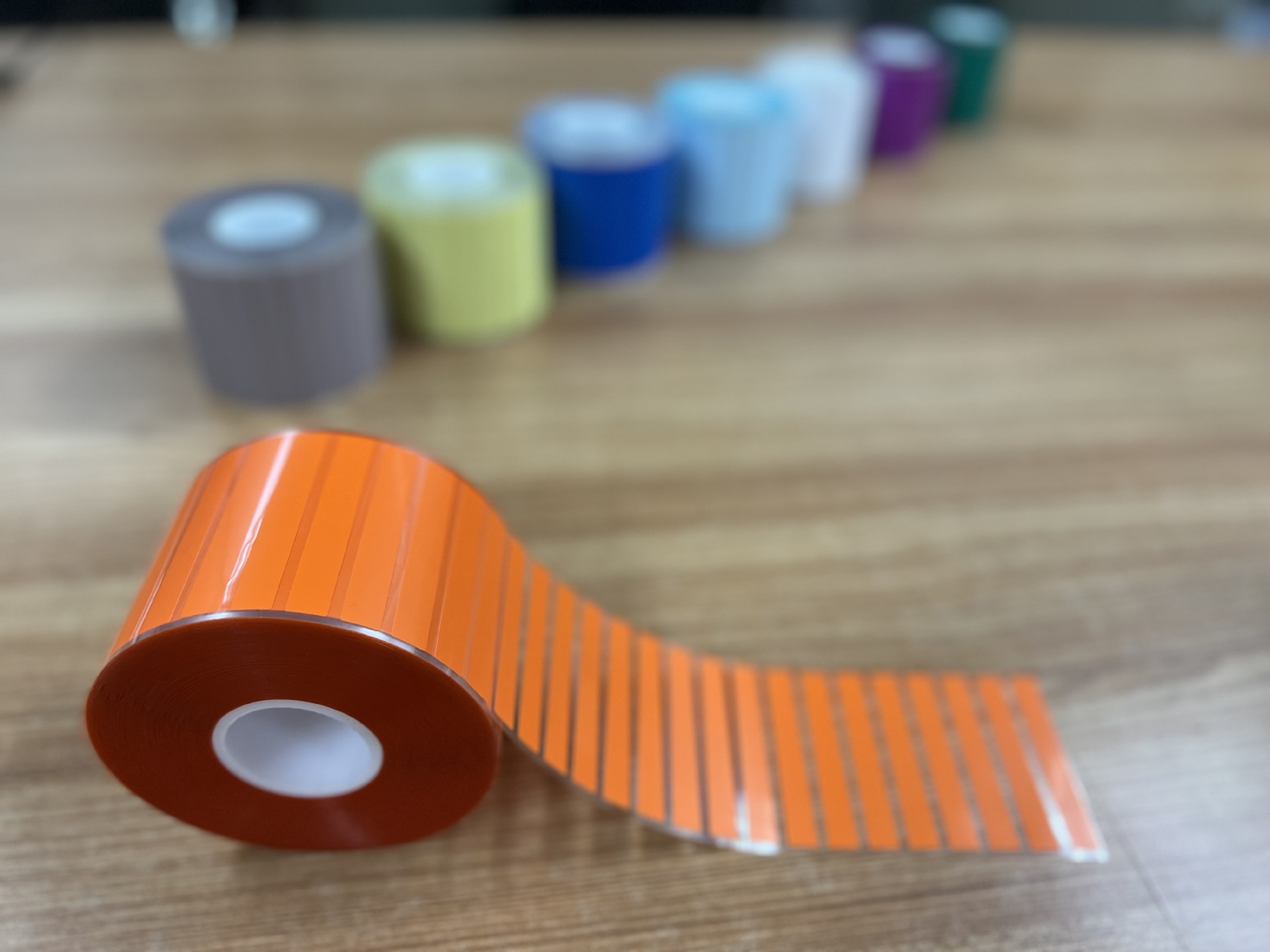 凸版轮转彩印条码纸艾利汽车部品标签AVERY DENNISON标贴不干胶标