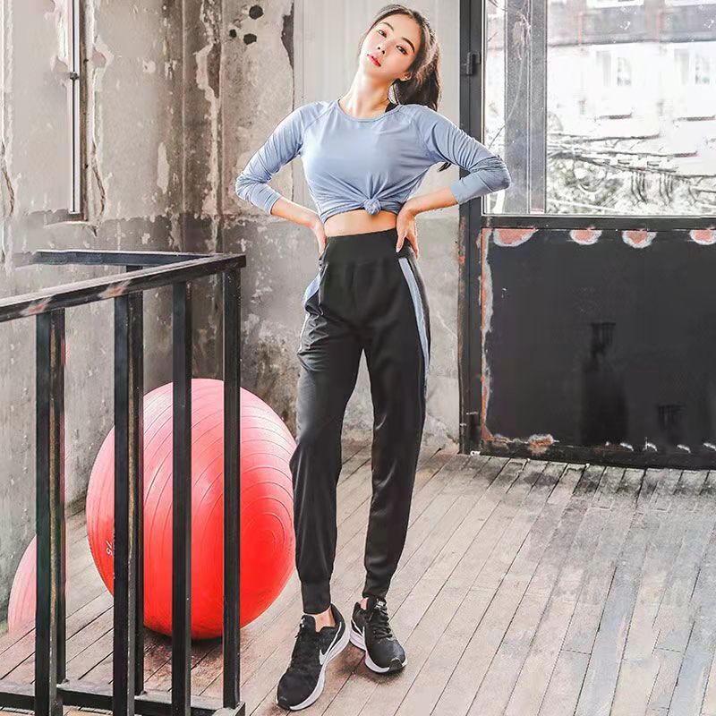 春と秋のスポーツスーツの女性韓国の2つのセットのジムのヨガの服の屋外の朝のランニングの速乾のランニングのカジュアルな服|undefined