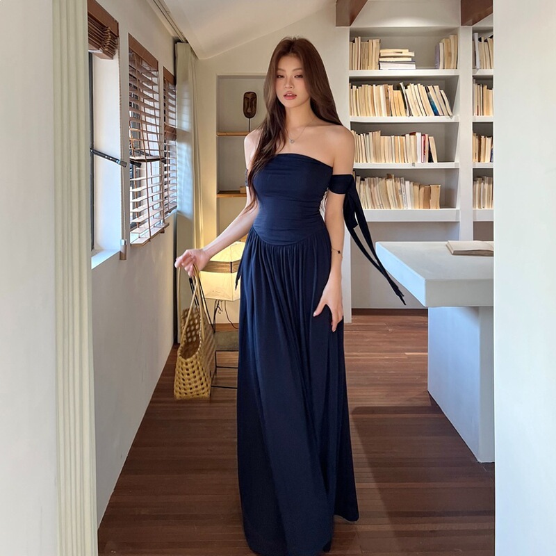 French-Style Gentle Summer Dress, New Elegant Strapless Dress for Women, Dark Blue with Sleeveless Design, Slim Fit with Flowing Ribbons, Long Dress