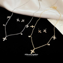 �ʯʮ�ּܶ�������e���s�r���ճ��ٴ�������b�p��С���ƷŮ