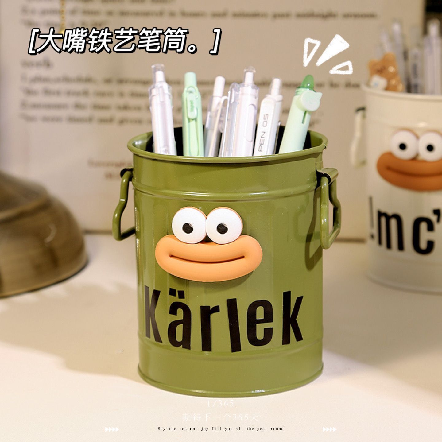 高颜値ins筆筒アメリカレトロ小衆かわいい鉄芸小桶デスクトップ文房具変筆立て収納