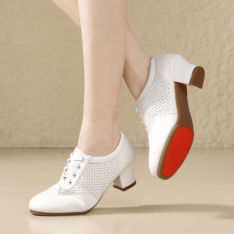 Tessili white Latin dance shoes, women's square dance shoes, mid-heel dance shoes, breathable modern ballroom dance shoes, mom shoes Tessili white Latin dance shoes, women's square dance shoes, mid-heel dance shoes, breathable modern ballroom dance shoes, mom shoes