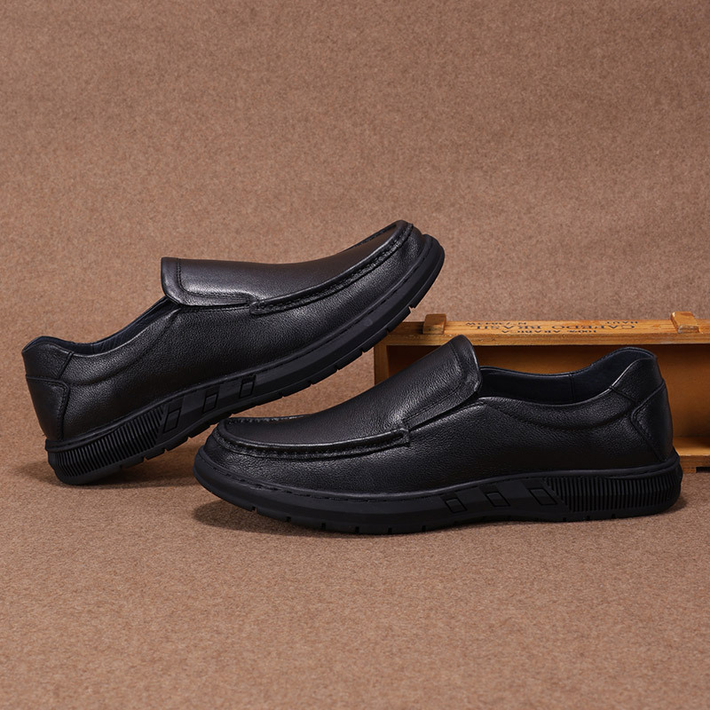 2023秋季新款商務休閒男士低筒一腳蹬厚底防滑男士休閒中老人皮鞋
