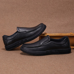 2023秋季新款商務休閒男士低筒一腳蹬厚底防滑男士休閒中老人皮鞋