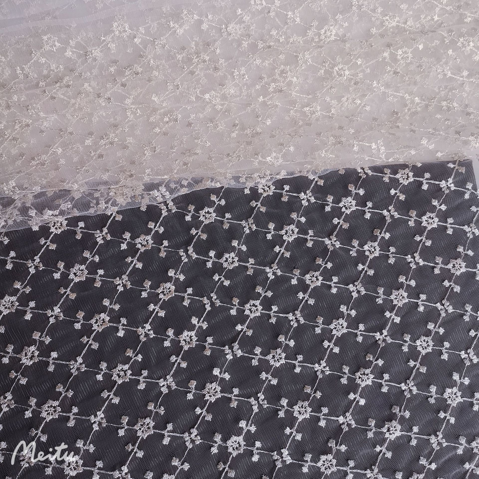 锦加强网金丝线菱形交叉七角花带小枝叶 时尚清新花型裙装等面料