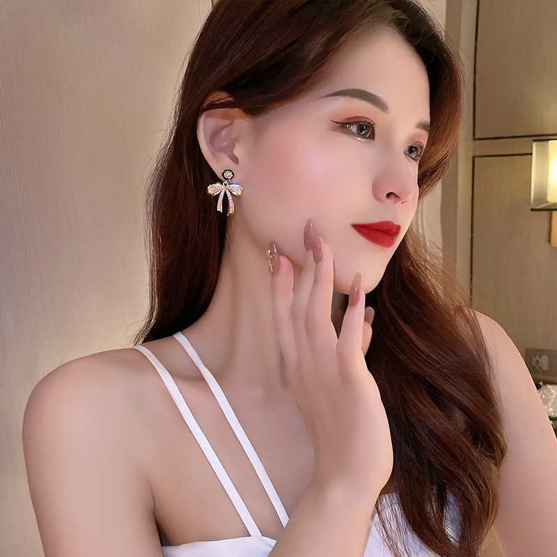 Bowknot Pearl Earrings Summer New Temperament Earrings Niche High-end Earrings display picture 2