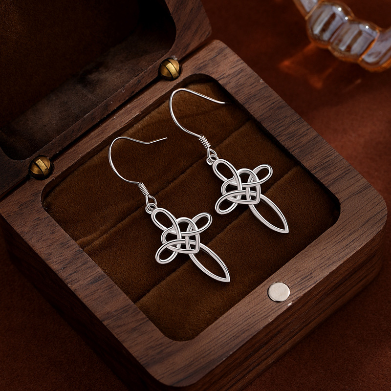 Transfronterizo TEMU nuevo pendientes de cruz de plata 925 mujeres europeas y estadounidenses amor simple celta gancho de orejas pendientes