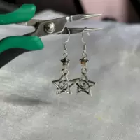 Серьги ручной работы в готическом стиле с инкрустацией камнем, подвеска-звезда, серебристые