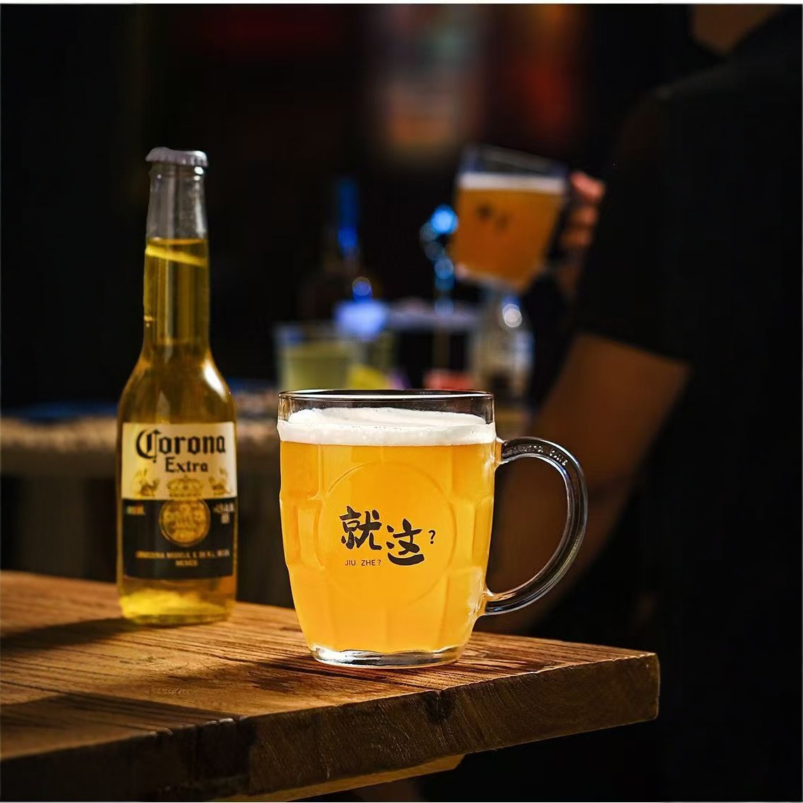 Tazas de cerveza de plástico acrílico tazas de cerveza resistentes a la caída espesar tazas de piña domésticas comerciales lujosas nuevas transparentes y simples