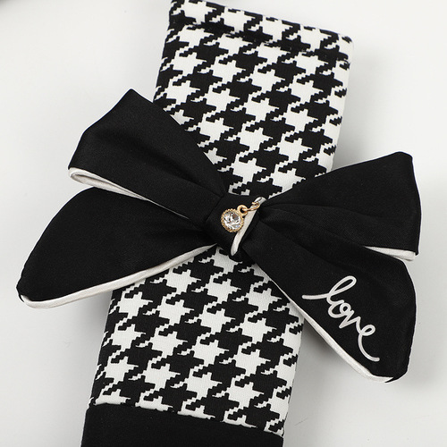Car seat belt shoulder pads, houndstooth bow, car seat belt shoulder pads, fashionable anti-stranglehold car supplies