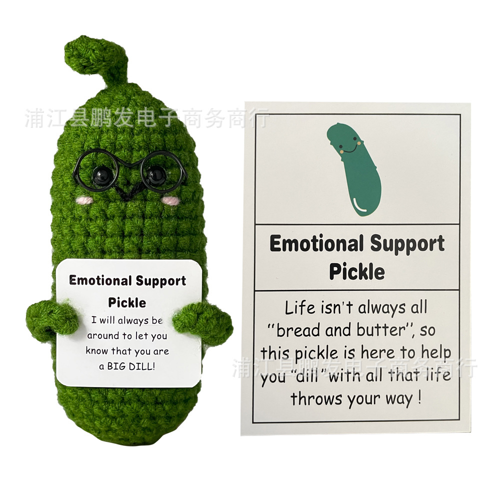 Amazon transfronterizo nuevo lindo energía positiva emocional pepino pepinillo muñeca hecha a mano de punto regalo creativo en stock