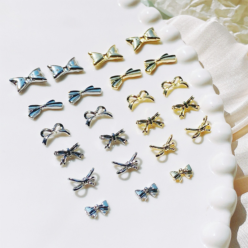 달콤한 시원한 금속 합금 활 보석 2022 새로운 사이버 레드 질감 활 타이 네일 아트 장식