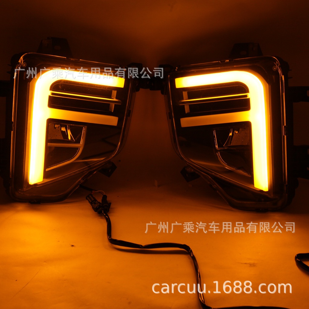 三菱 Triton L200日行灯 19年39