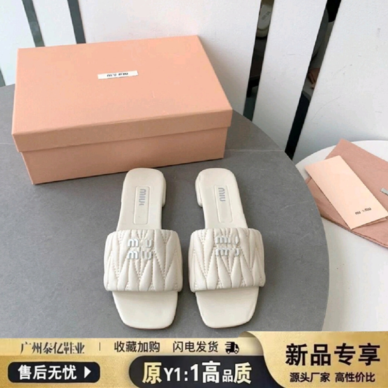 High Version Miu Pleated Square Toe Slippers for Women Summer 2023 Casual Versatile Outer Wear Flats Sandals
