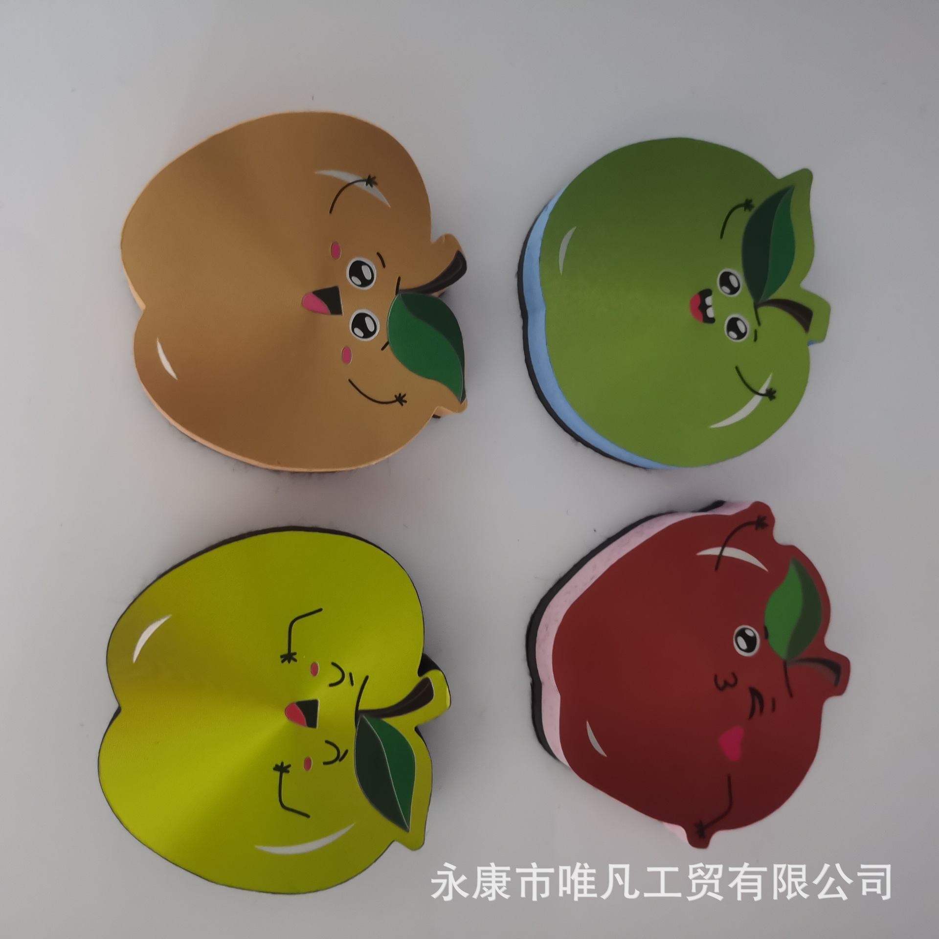 Limpie de lámina de plástico de diafragma de dibujos animados de estudiantes una variedad de accesorios de pizarra personalizados opcionales limpieza magnética