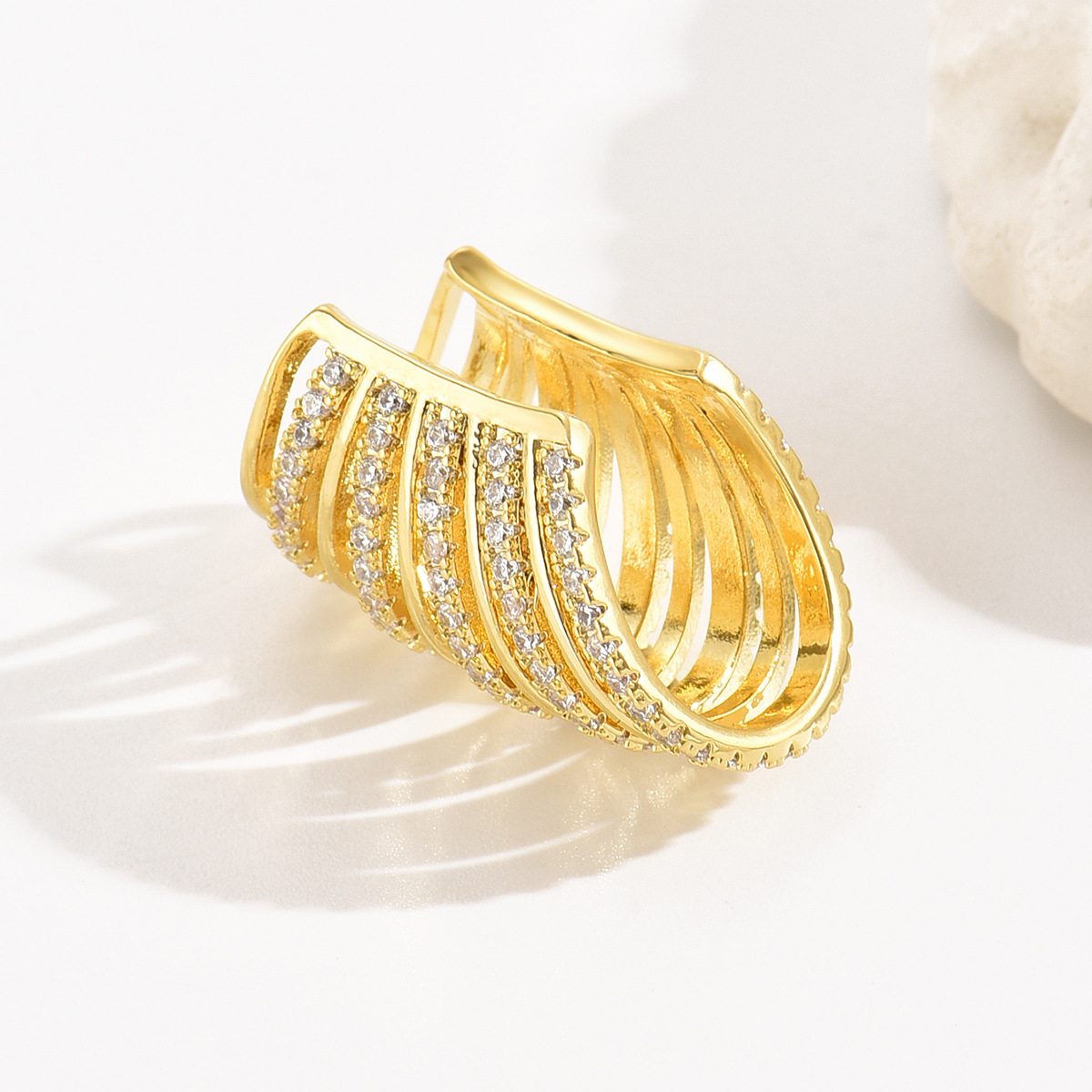 Women's Gender 1 Piece Simple Style Classic Style U Shape Inlay Copper Zircon Ear Cuffs