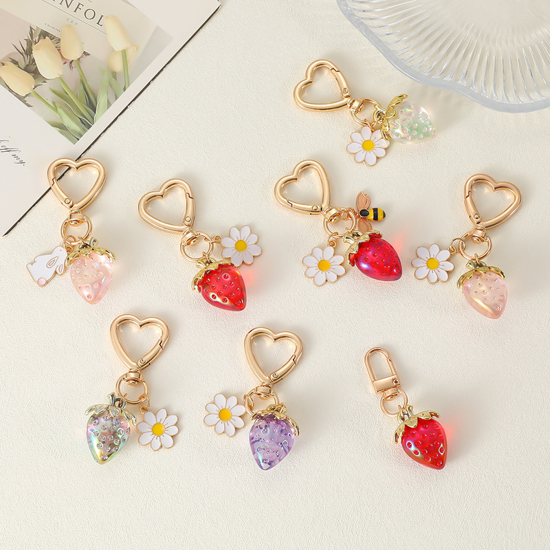 Cross-Border Metal Heart-Shaped Strawberry Keychain Ins-Style Key Pendant Wedding Small Gift Bag Decoration Pendant Cross-Border Metal Heart-Shaped Strawberry Keychain Ins-Style Key Pendant Wedding Small Gift Bag Decoration Pendant