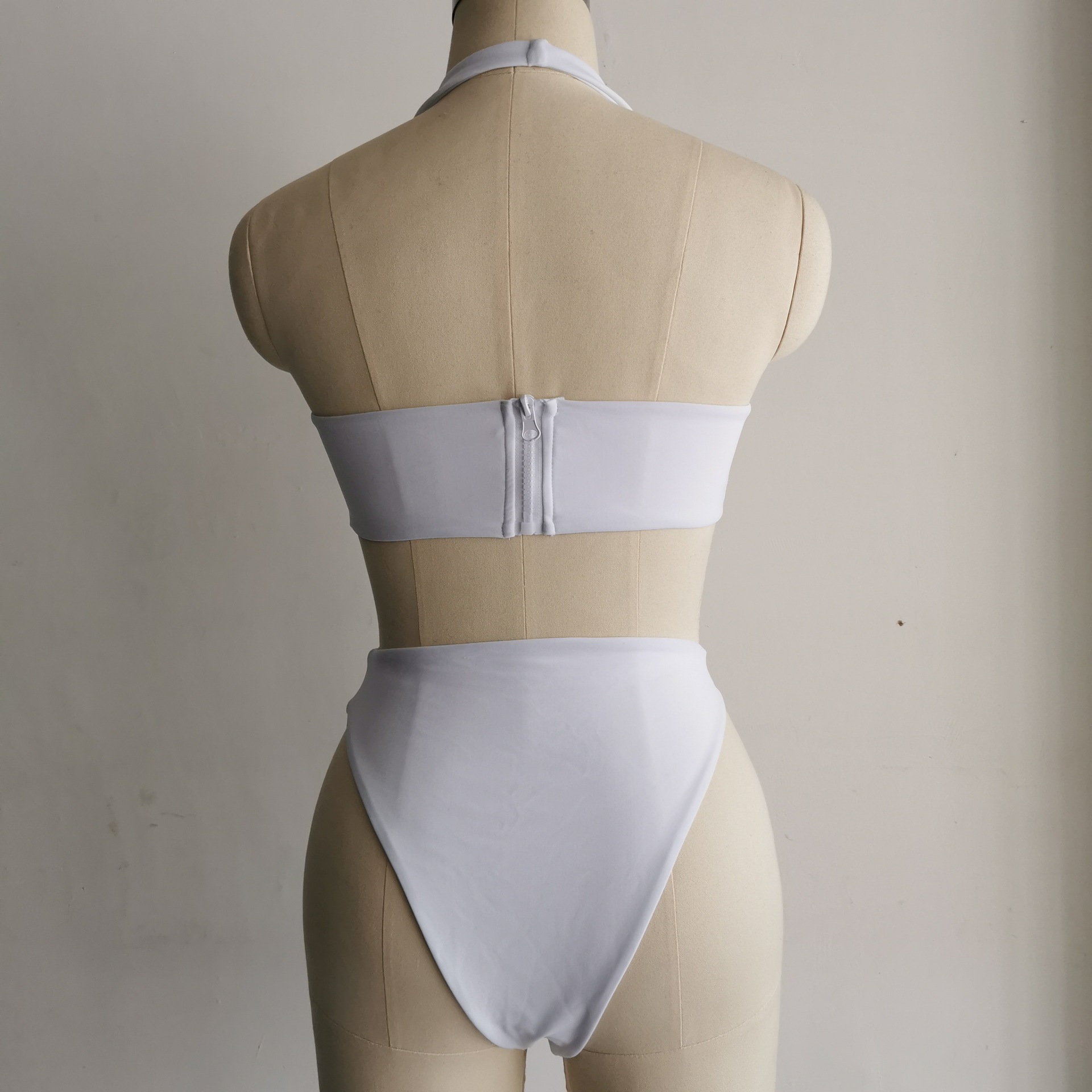 140g Weight Sleeveless Sleeve Length Pullovers Placket Type Nylon, Polyester Fabric Type Regular Top Length Bodysuit Tops Type 1 Piece Quantity Swimming Pool, Swimming Occasion Halter Neck Neckline Breathable Function Skinny Fit Type Solid Color Pattern Women'S Gender Fashion Style Women's Fashion Solid Color 1 Piece One Piece 26