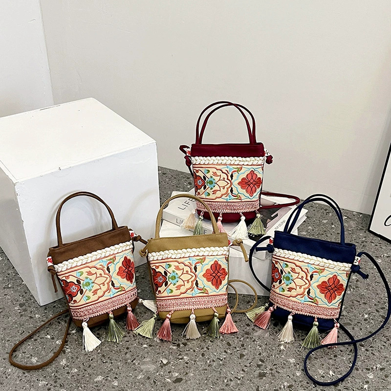 fashionable ethnic trend one-shoulder bag
