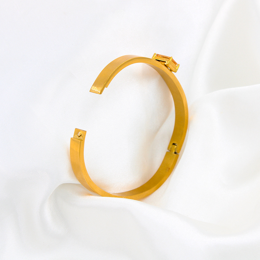 Fashion Geometric Stainless Steel Plating Zircon Bangle 1 Piece