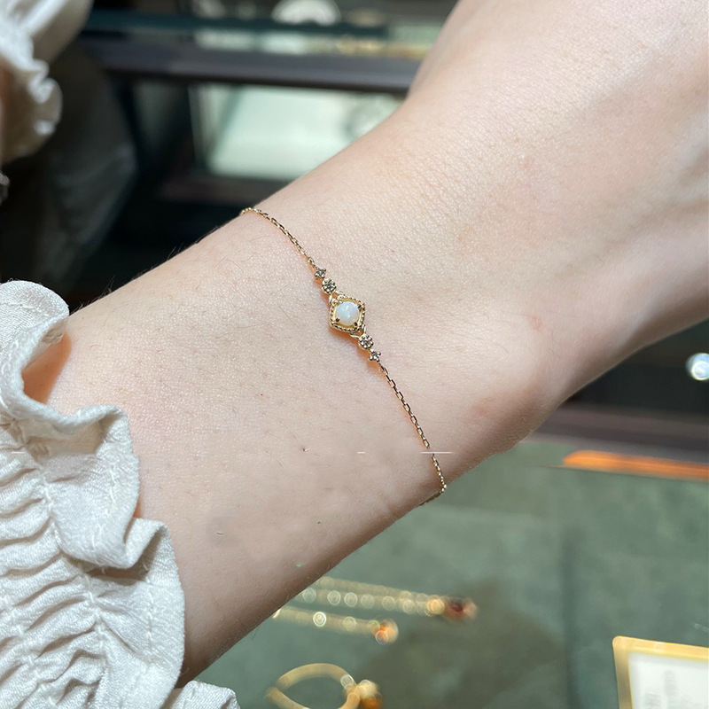 Japanese Light Luxury Wind Voice Diamond Opal Opal Leaves Zircon s925 Electroplated 14K Gold Bracelet