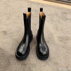 ソラインmona本革チェルシーブーツ厚い底とベルベットのマーティンブーツの中筒靴の女性ショートブーツins潮