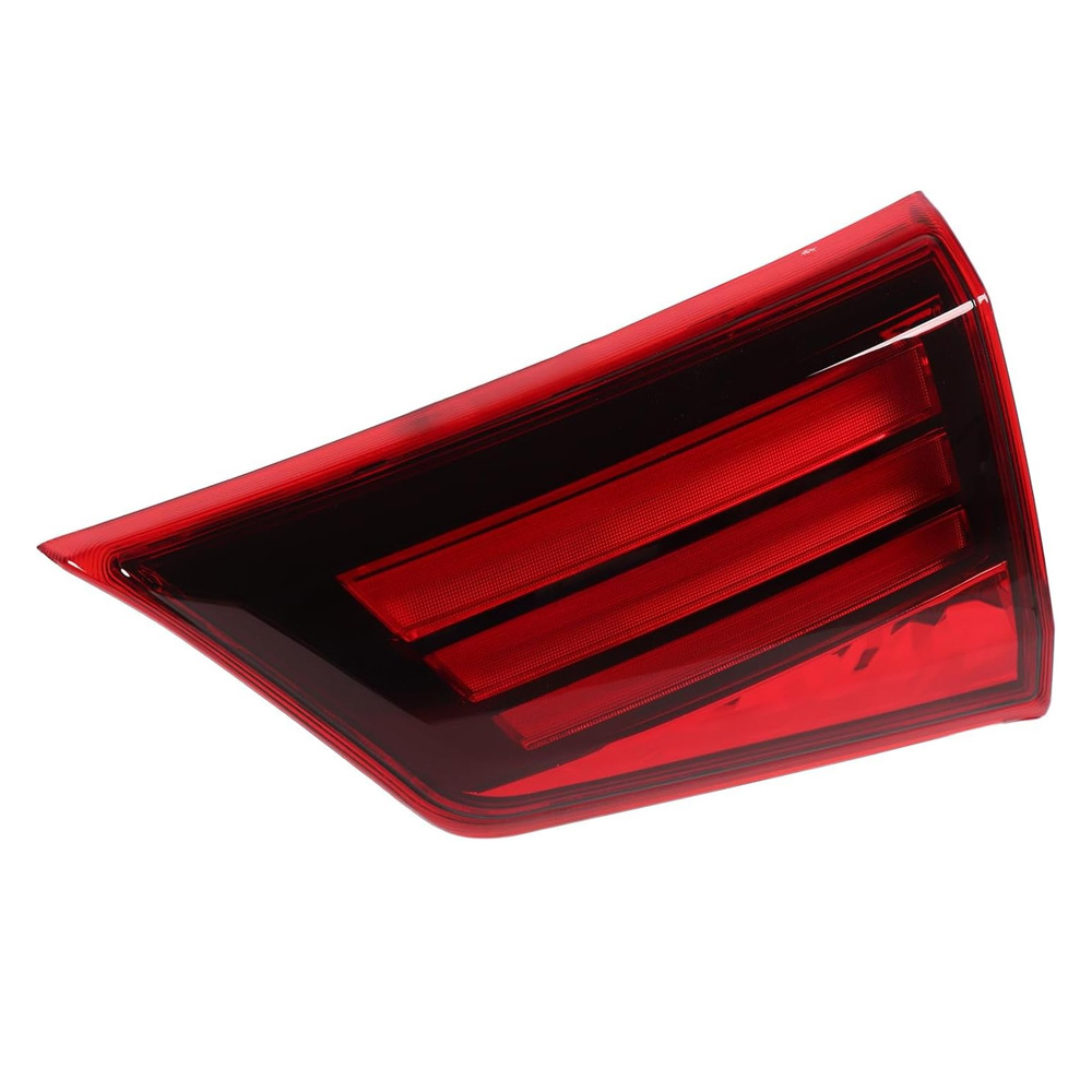 Suitable for Mitsubishi Outlander 16-19 Models Rear Tail Light Semi-Assembly, Brake Light, Reversing Light, Turn Signal Light