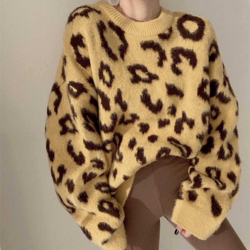 Korean Style Autumn and Winter New Retro Leopard Print Contrast Color Loose Lazy Style Fashion All-match Distinctive Round Neck Pullover Sweater for Women Korean Style Autumn and Winter New Retro Leopard Print Contrast Color Loose Lazy Style Fashion All-match Distinctive Round Neck Pullover Sweater for Women