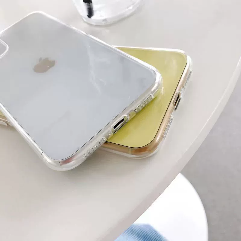 Чехол для телефона (Apple) силиконовый прозрачный кремовый — совместим с iPhone 7/8/SE–17 Pro Max