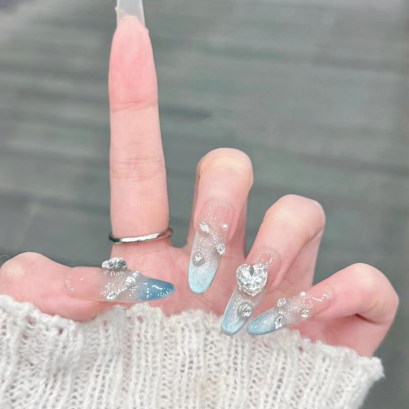 10 Pieces of Cool and Pure Ice and Snow Princess Soft Mist Blue Fingertip Cat Eye Flash Detachable Wearable Nail Polish Wholesale