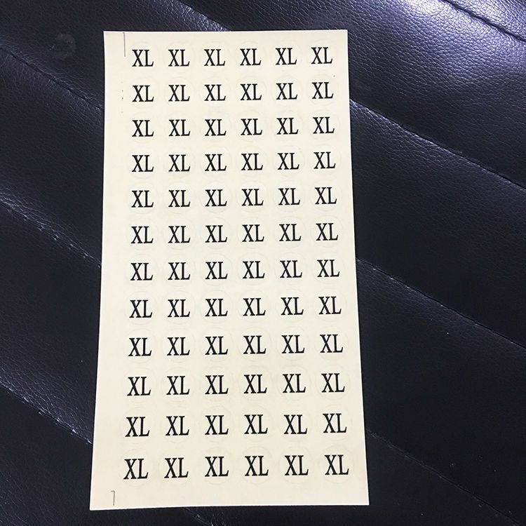 Tales de ropa transparentes etiquetas