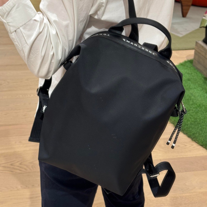 Bag, nylon waterproof capacious backpack
