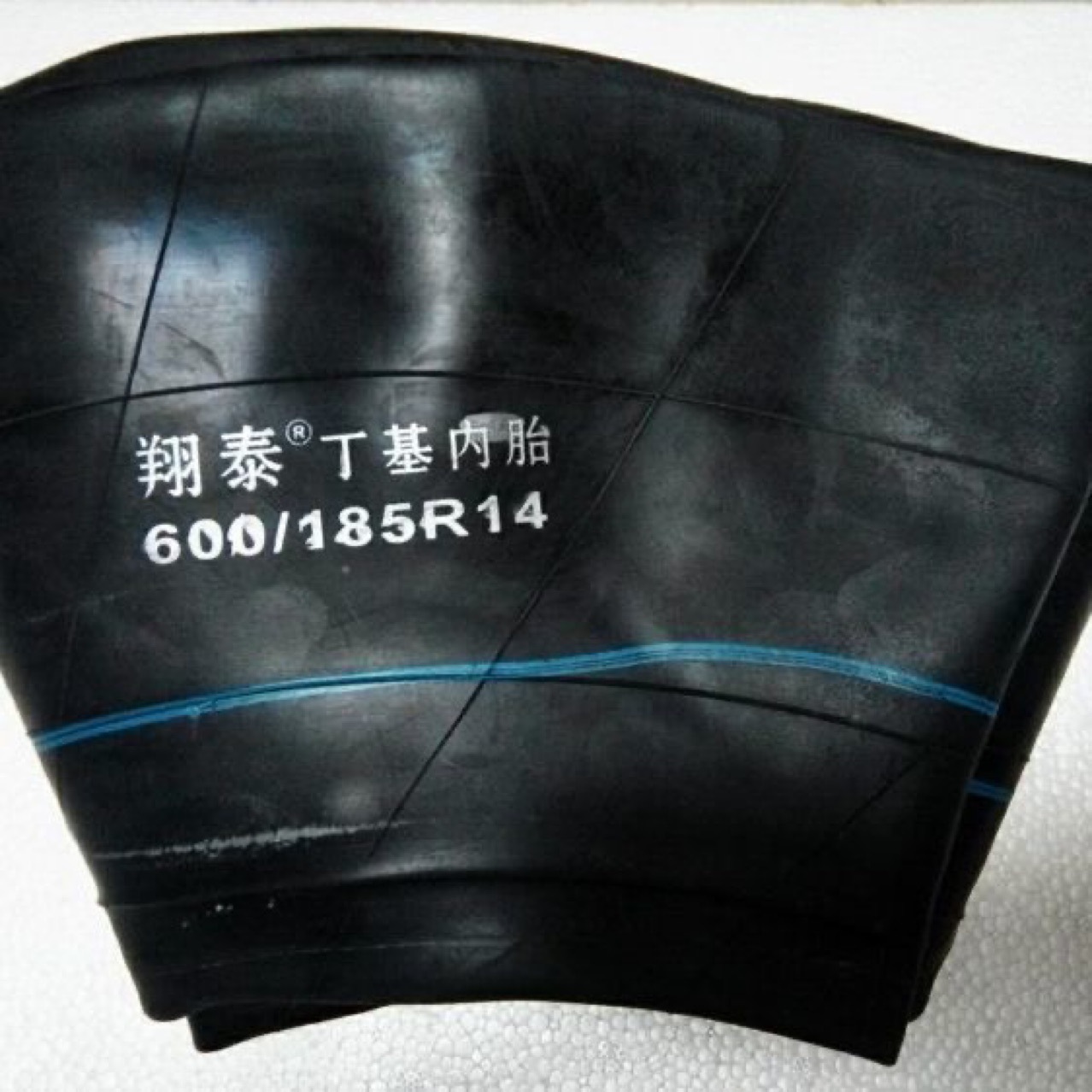 Butyl Inner Tube 175/185-14 Direct Sales from the Manufacturer, High-Quality Butyl Rubber Inner Tube for Cars, Trucks, and Light Trucks 600/65