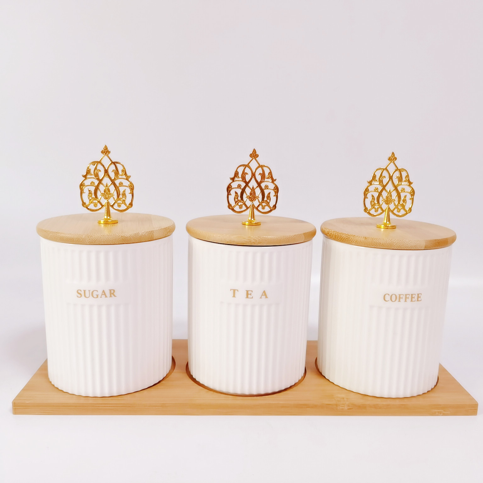 Fábrica directa de cerámica a rayas condimento tarro de almacenamiento tarro traje cocina almacenamiento tarro sal tarro hogar condimento tarro