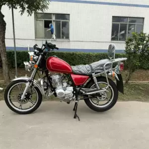 Qırmızı Yanacaqlı İki Təkərli Motosiklet, Kənd Təsərrüfatı və Yük Daşımaları Üçün