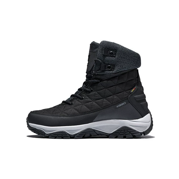 Black rockyh plus velvet