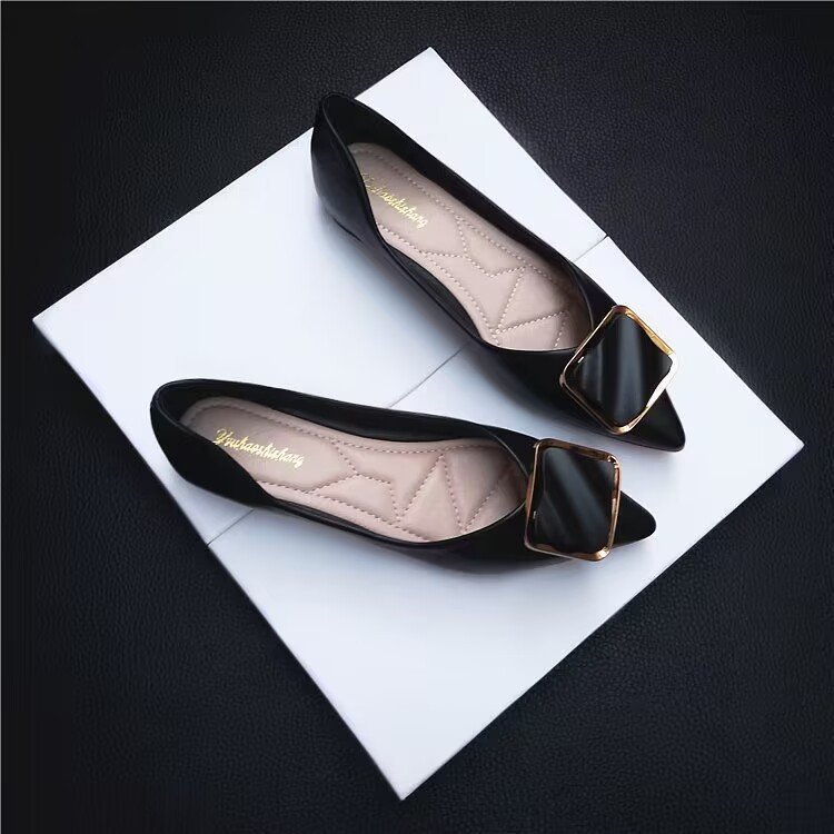 Zapatos nuevos de primavera zapatos planos de una sola capa del todo-fósforo para las mujeres de Punta puntiaguda celebridad de Internet boca baja moda de vanguardia bombas de fondo suave zapatos de guisantes para las mujeres